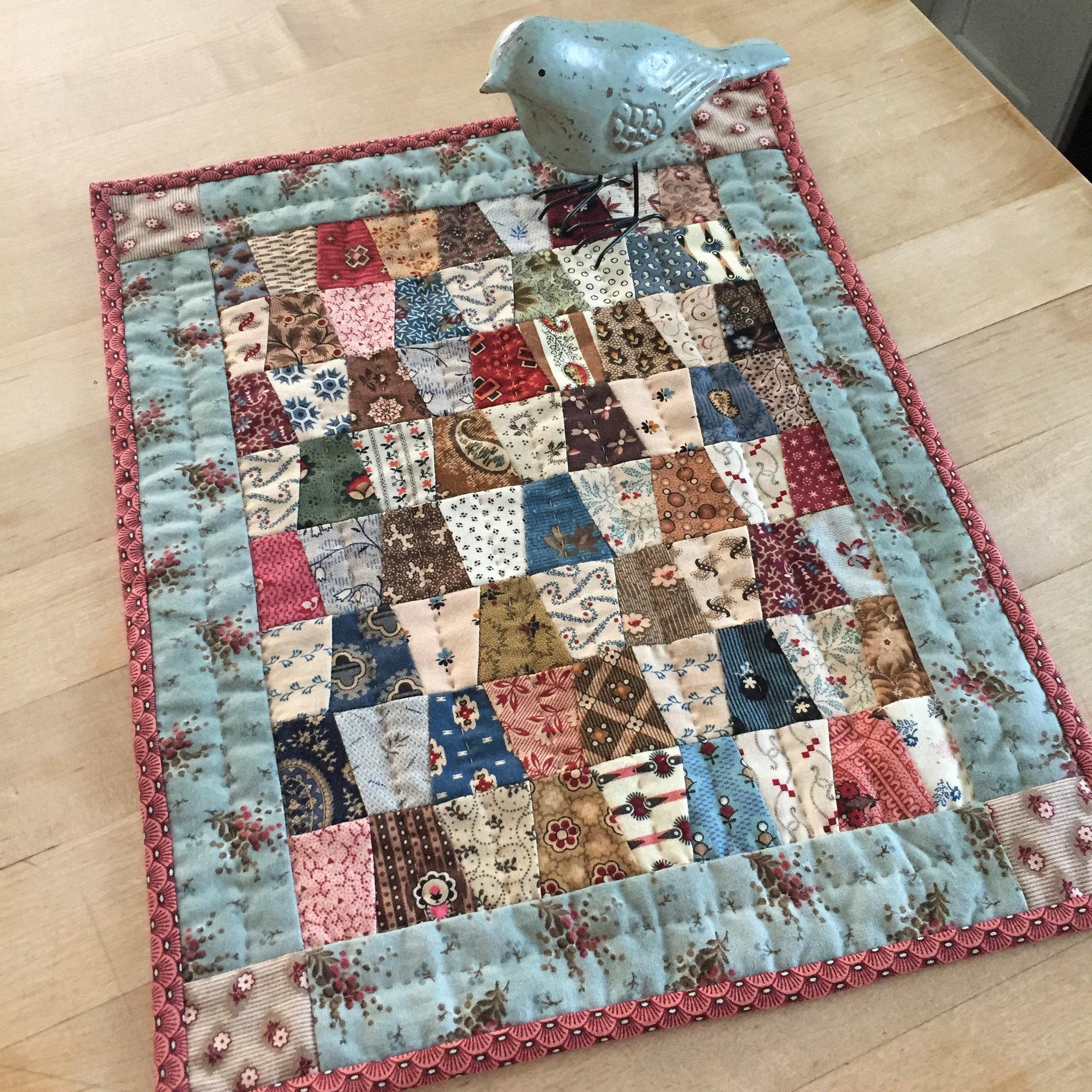 Small Quilt Pattern Thimbles Doll Quilt Etsy