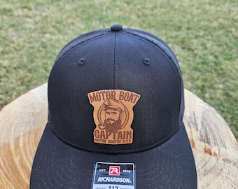 Naszywka ze skóry licowej Motorboatin S.O.B. Czapka typu snap-back Richardson 112 Trucker