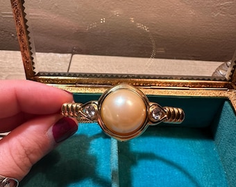 Vintage Monet Gold Tone Faux Pearl Bracelet