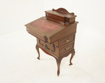 Late Victorian Walnut Davenport Desk, Writing Desk, Scotland 1890, H995