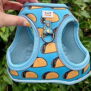 Taco Dog Harness – Funny Foodie No Pull Harness – Adjustable Dog Vest – Small Dog Gear – XS to L Sizes – Cute Mexican Food Pet Harness