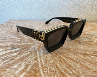 Louis Vuittin authentic Millionaire golden sunglasses fashion