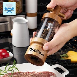 Personalization Pepper Grinder Mill Wood, Acrylic Clear Pepper Grinder,Pepper Mills,Salt Mill, Salt Grinder,Household Pepper Shaker Handmade