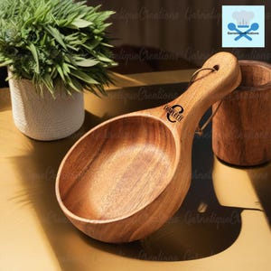 Handmade Carved Wood Salad Bowl with Hand Shank, Serving Bowls, Salad Bowl, Hand Carved Wooden Bowl, Natural Wood Fruit Bowl, New Home Gift