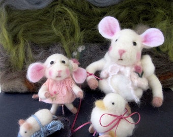 Needle Felted Mice and Toy Dolls- Set of 4/ Heirloom Collectible/ Tale of Two Sisters