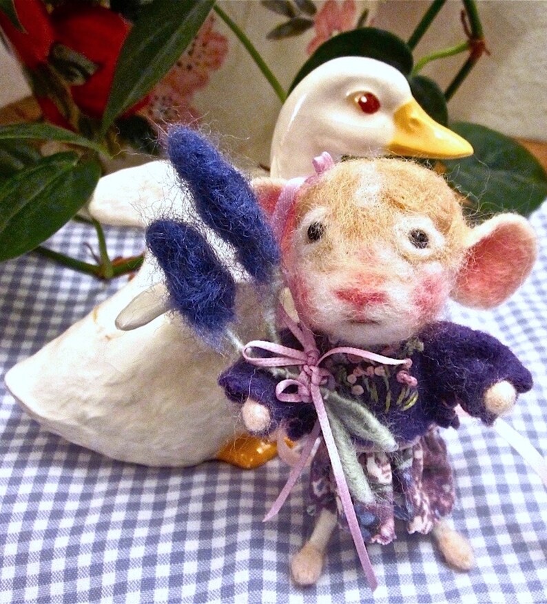 Felted Mouse Doll With Lavender Flowers,/ Needle Felted Heirloom Collectible/ A Mouse Named Eloise image 6