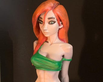 Kim Möglich - Lässige Rothaarige 7 Inch Büste Pin-Up Statue