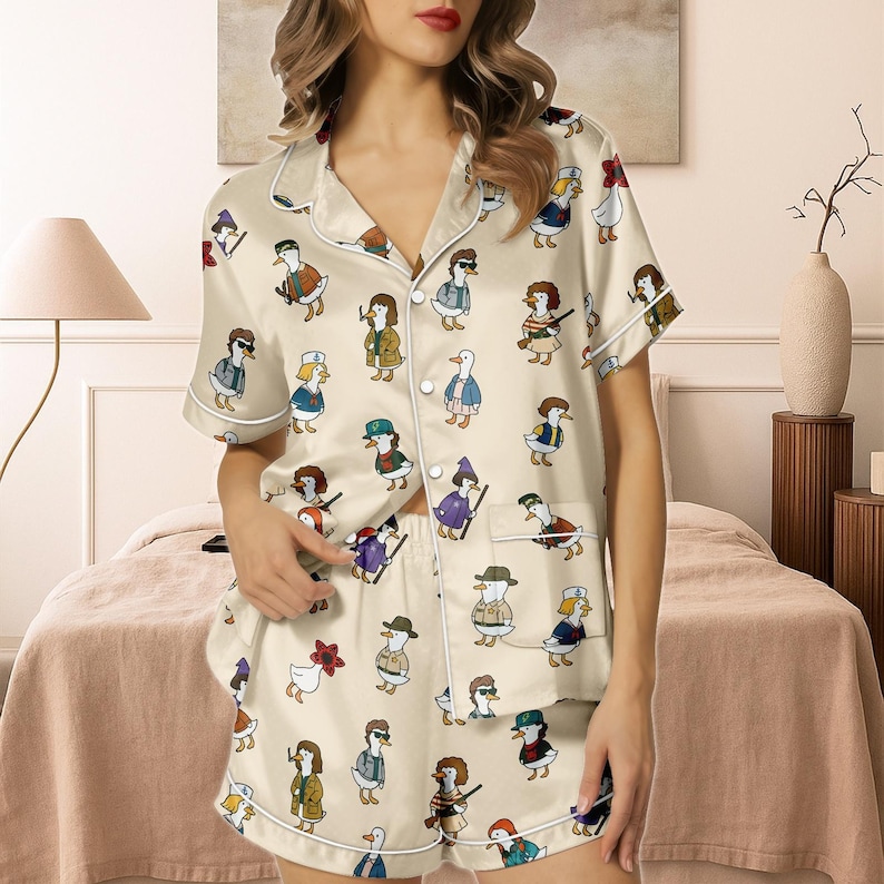 Cute Duck Pajama Set Short, Funny Goose Cartoon Print Sleepwear, Cozy Button Up PJs, Quirky Animal Lounge Outfit, Gift for Her