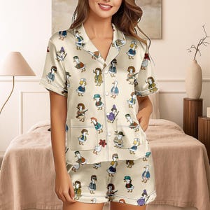 Cute Duck Pajama Set Short, Funny Goose Cartoon Print Sleepwear, Cozy Button Up PJs, Quirky Animal Lounge Outfit, Gift for Her
