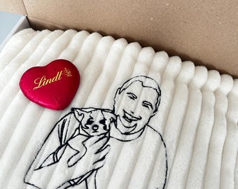 Personalized family portrait with line art embroidery from a photo on a hoodie • Gift for couples & families • Custom embroidered hoodie