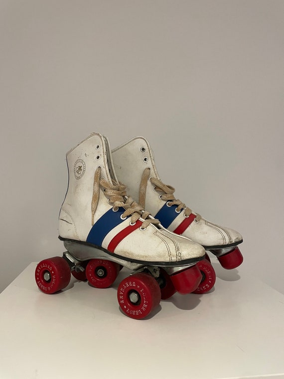 Vintage roller skates size Gem
