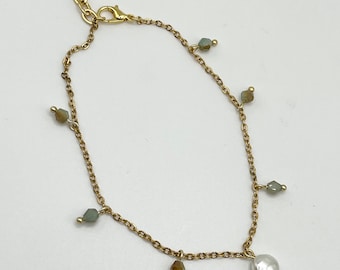 Pearl Lagoon Anklet - gold toned stainless steel chain | iridescent crystals | glass pearl