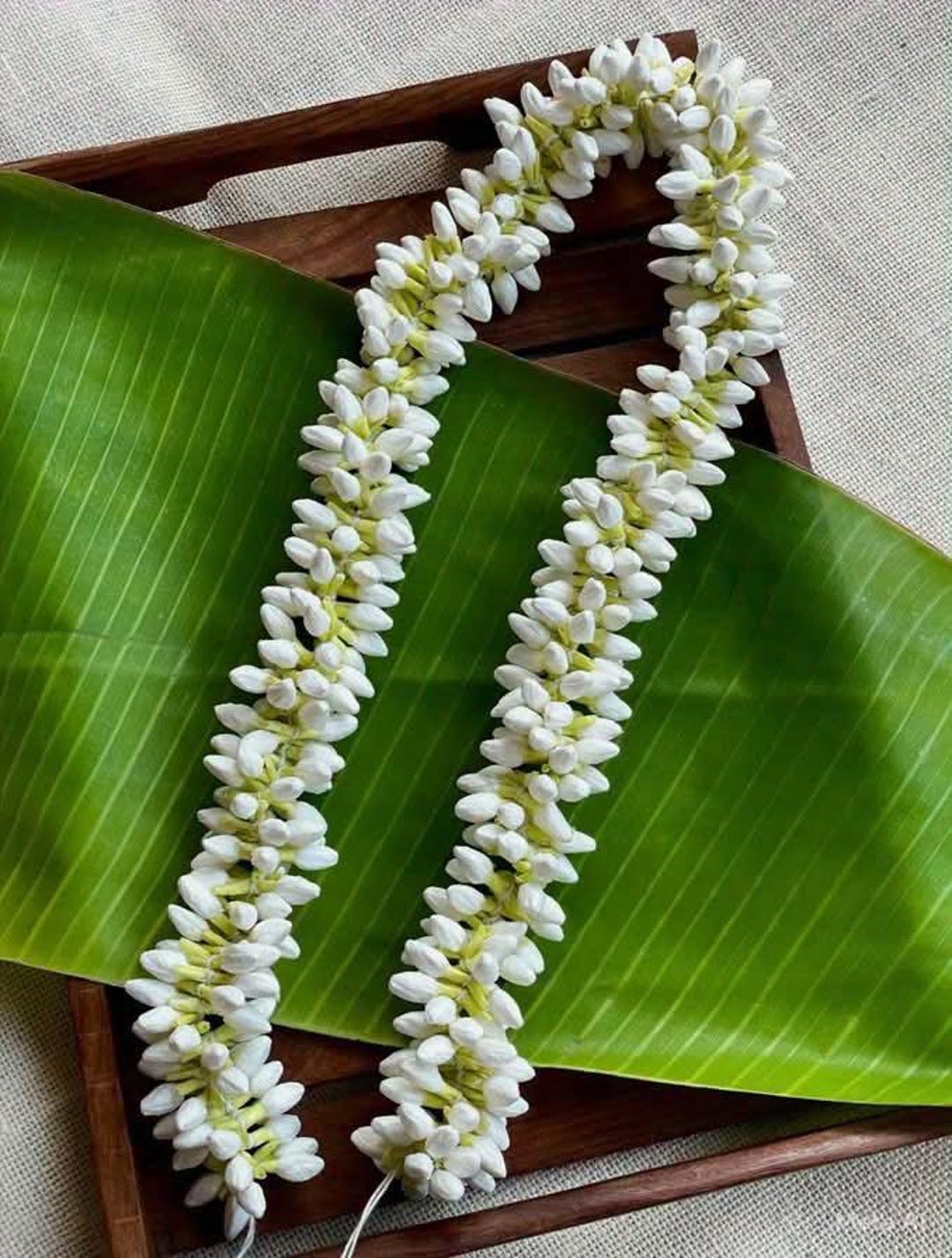 Jasmine Gajra Reusable Jasmine String Hair Gajra Mehndi Flower Hair jasmine-gajra-reusable-jasmine-string-hair-gajra-mehndi-flower-hair