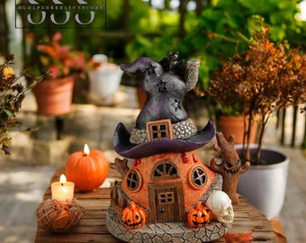 Resin Halloween Witch House Statue – Spooky Pumpkin Garden Decor
