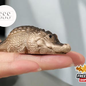 Cute Prone Posture Alligator Sculpture | Chubby Crocodile Figurine | Adorable Tea Pet Ornaments | Perfect Present for Tea-Lovers