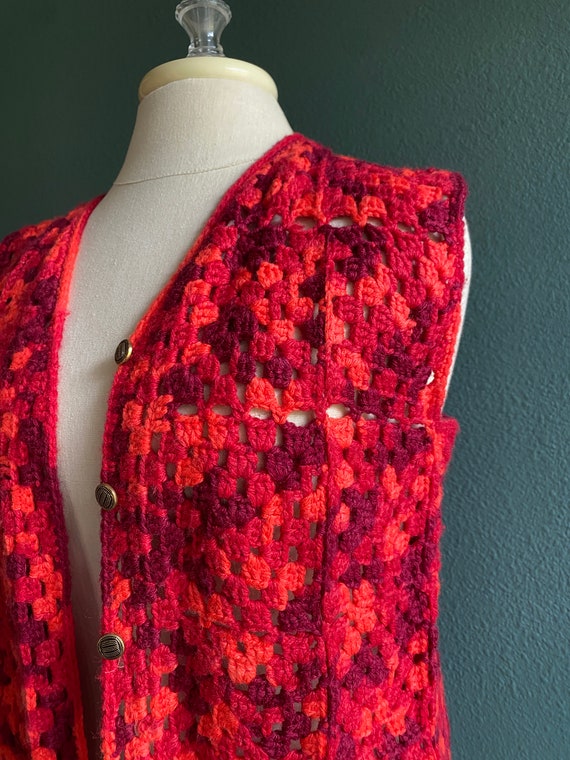 Vintage Crochet Vest Red and Pink Woven Vest Gran… - image 5