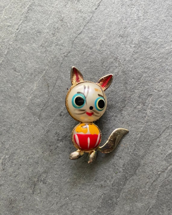 Mid-Century Cat Pin / Cat Brooch / MCM Jewelry