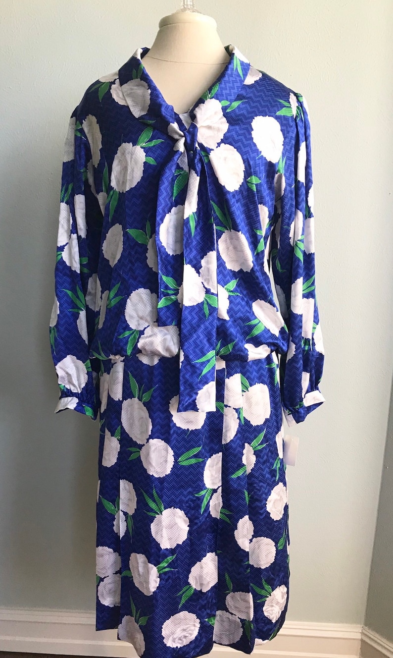 Vintage NWT \u2022 womens skirt and top set \u2022 floral skirt \u2022 floral shirt \u2022 midi skirt \u2022 vintage outfit \u2022 summer dress