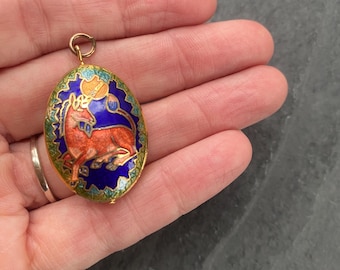 Collar colgante de unicornio de esmalte cloisonné vintage, mitología celta