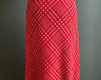 Vintage Bold Red Plaid Maxi Skirt Size Medium Made in The USA