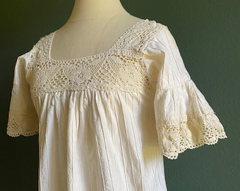 Vintage lace dress / Kaftan / cotton kaftan / lace and cotton dress / Bell sleeves / Mexican wedding dress / Edwardian dress