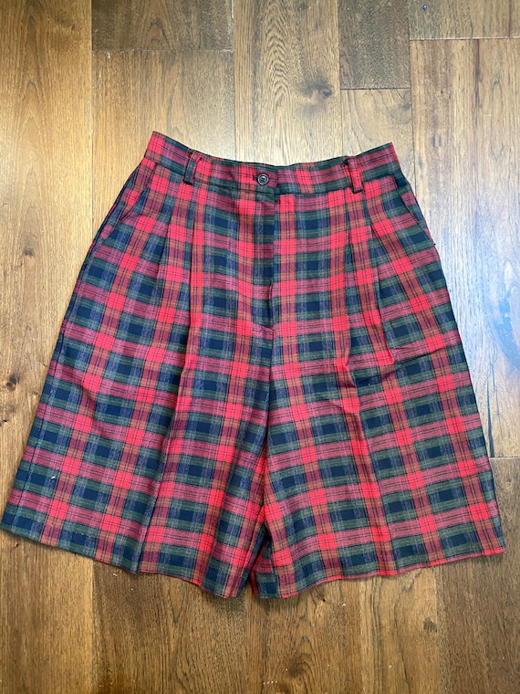 Vintage Plaid Pleated Walking shorts Size small Me