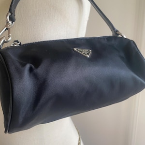 Vintage PRADA Tessuto Pelle Noir Nylon shoulder bag / with original paperwork
