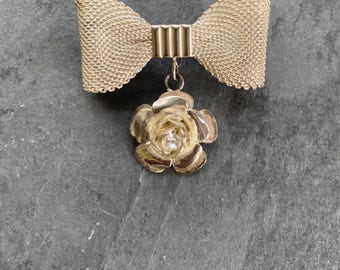 Vintage 90’s silver bow and flower brooch