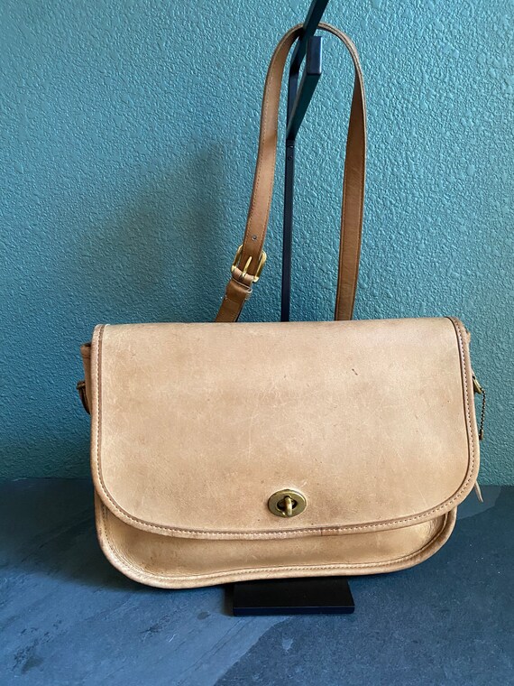 Vintage Coach 70’s Purse / brown leather purse / v