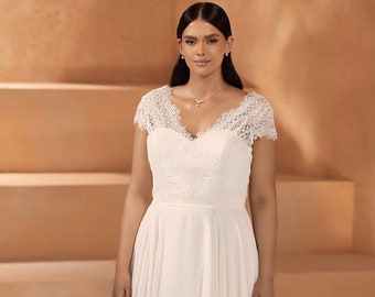 Robe de mariée en mousseline et dentelle