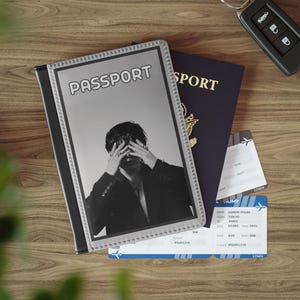 Funda para pasaporte de fan de Jungkook Kpop: funda para pasaporte, billetera de viaje, artículos para fans, BTS, Jungkook, portadocumentos de viaje