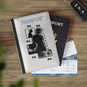 Funda para pasaporte de fan de Jungkook Kpop: funda para pasaporte, billetera de viaje, artículos para fans, BTS, Jungkook, portadocumentos de viaje