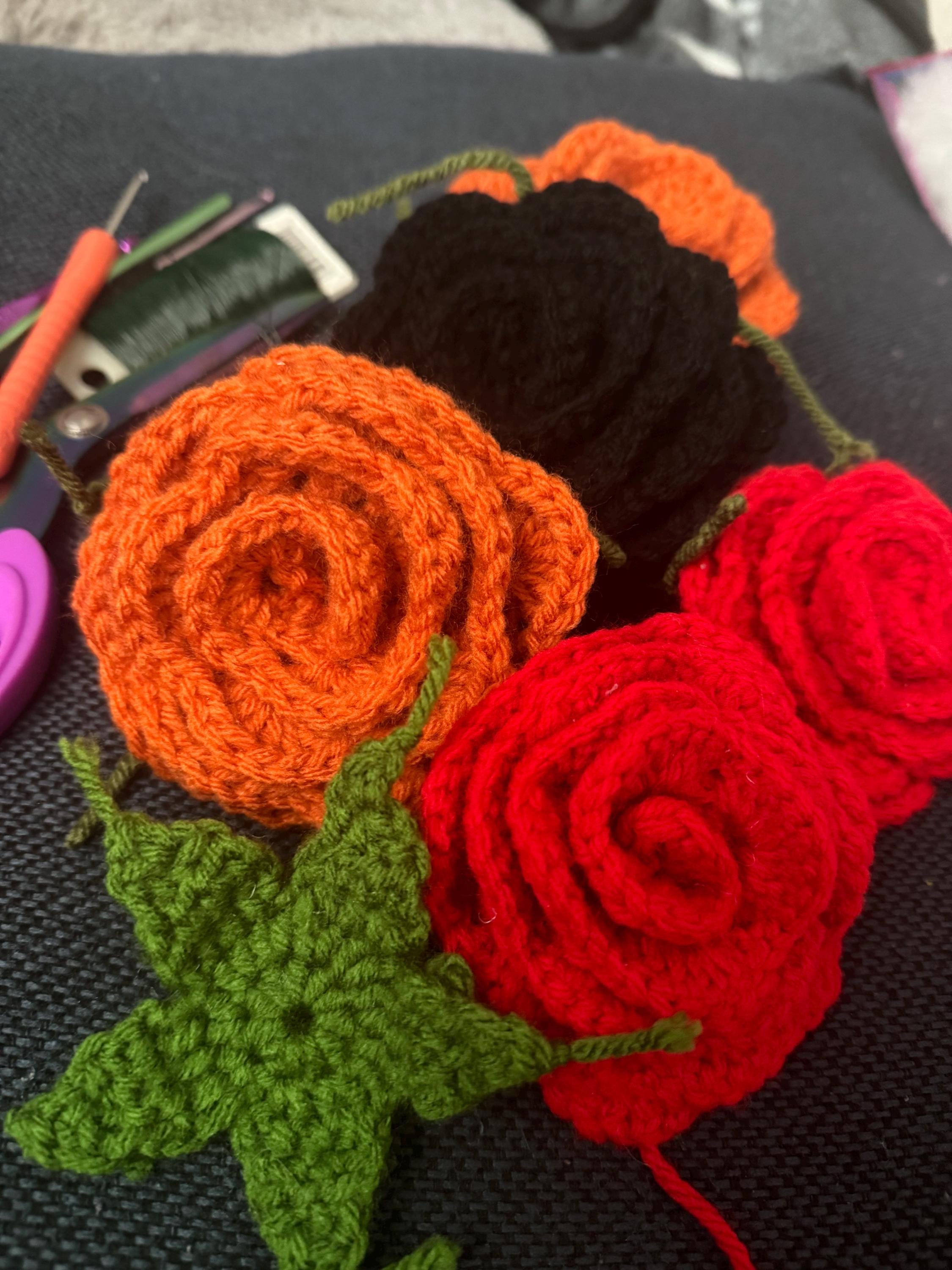 Cute Crochet Halloween Rose Bouquet Halloween Roses Ghost Roses - Etsy