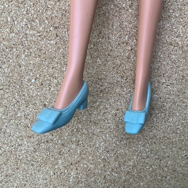 Vintage Francie Barbie Mod shoes light blue gray squishy low heels 1960s