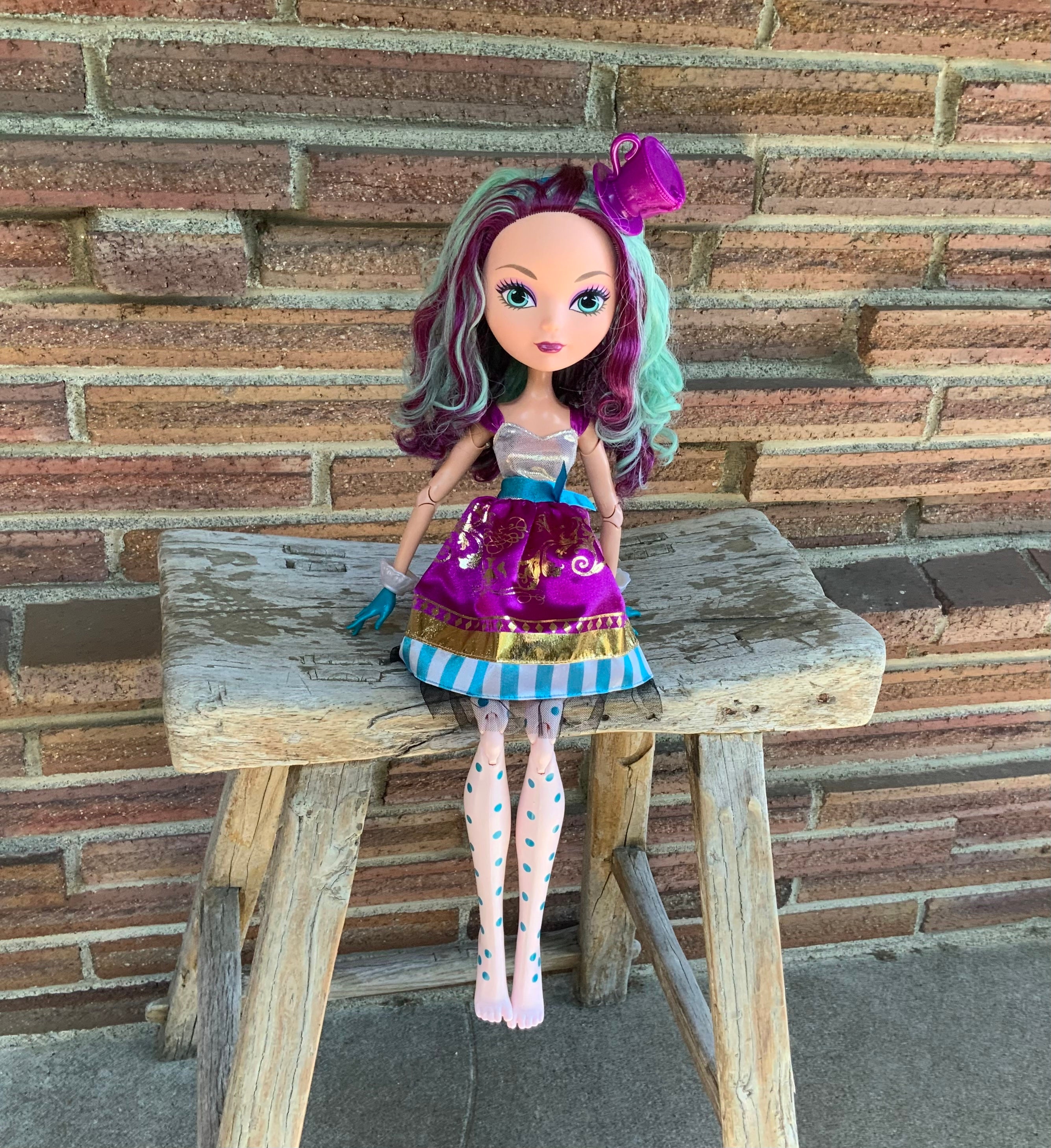 Ever After High Dolls Darling Charming Doll Madeline Hatter Lot