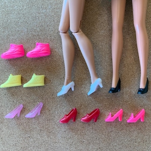 Lot of 7 vintage Barbie doll size shoes, Assorted pumps sneakers
