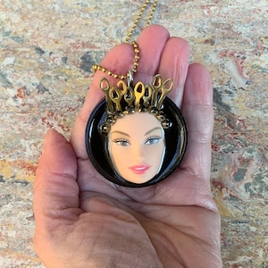 Doll face pendant necklace jewelry