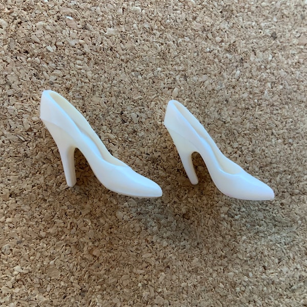 Vintage Barbie shoes Philippines, 4598-2859, White closed toe spike heel, skinny feet, circa 1980s