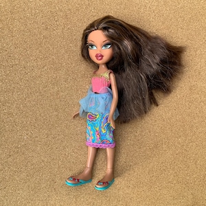Vintage Bratz doll Yasmin, Redressed in paisley skirt and thongs