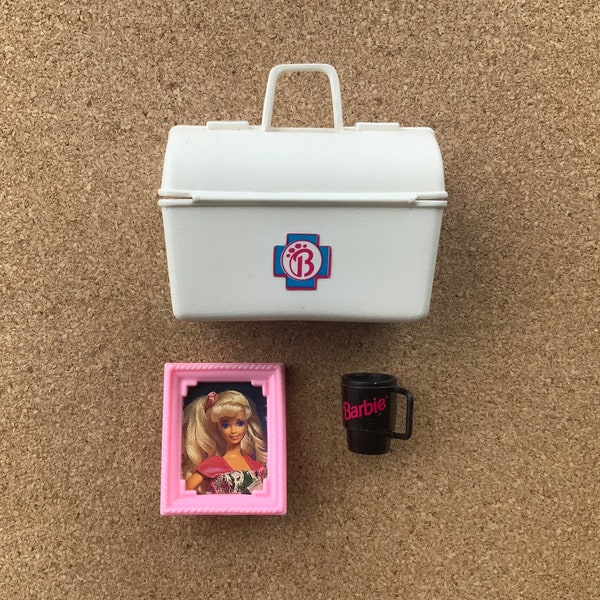 Vintage Barbie doll accessories. Pet Doctor Medical case 1996, pink frame and coffee mug
