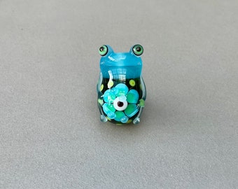 EC Pretty sky blue green toad frog lampwork focal bead