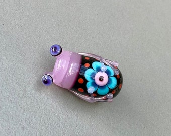 EC Pretty pink toad frog lampwork focal bead