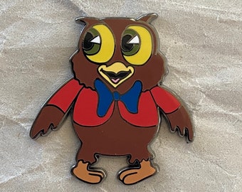 Owl Jolsen vintage pin