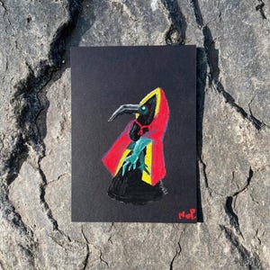 Grußkarte „Geheimnisvoller Rabe im Umhang“ – handgezeichnet – Kunstkarte auf schwarzem Papier