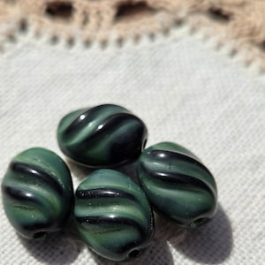 Forest Green Dark Spruce Pine Green Ebony Black Swirl Etched Vintage West German Glass Beads