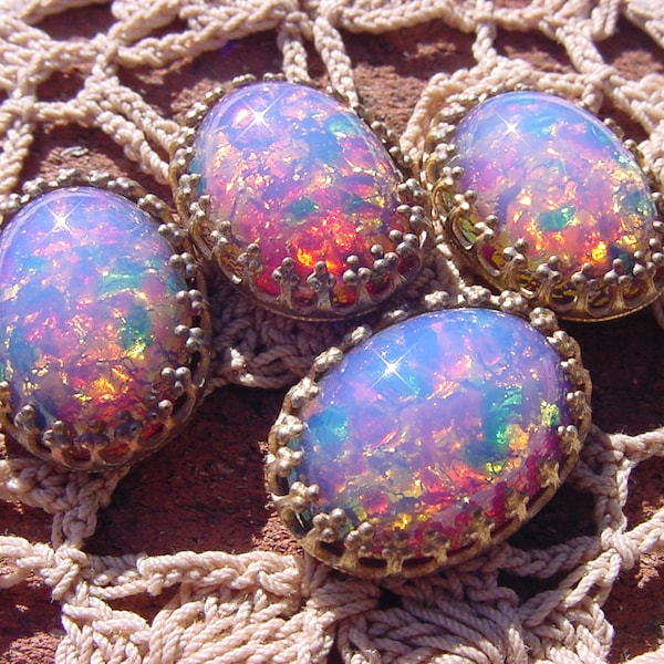 Exquisite Vintage Fire Opal Cabochon in Setting