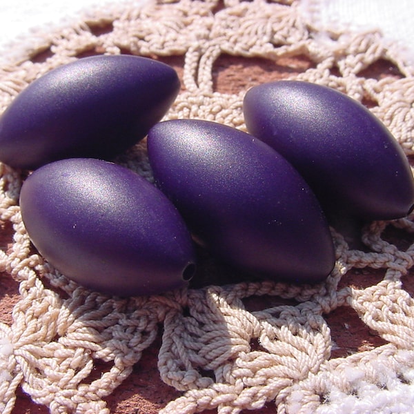 Indigo Aubergine Satin Vintage Lucite Beads