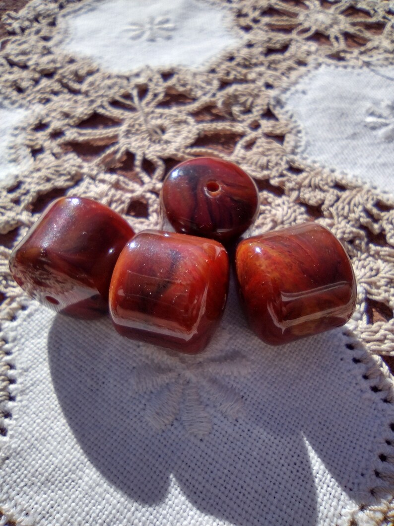 Sienna Umber Jet Espresso All the Fall Colors Marbled Exquisite Vintage Lucite Beads immagine 3