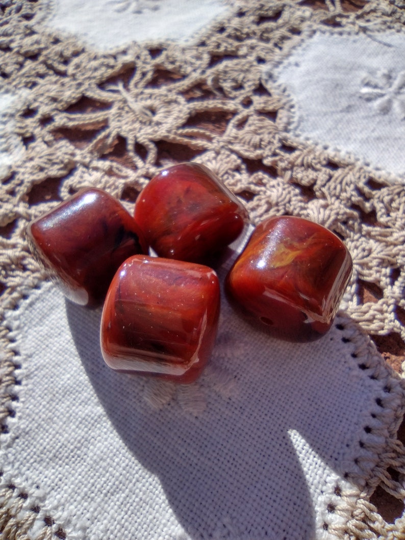 Sienna Umber Jet Espresso All the Fall Colors Marbled Exquisite Vintage Lucite Beads immagine 2