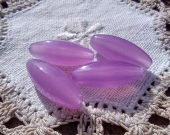 Lavender Purple Pastel Lilac Purple Opal Opalescent Tapered Vintage Lucite Beads